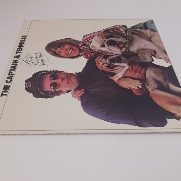 The Captain & Tennille Love Will Keep Us Together vinyl record, 1975 original - Picture 5 of 10
